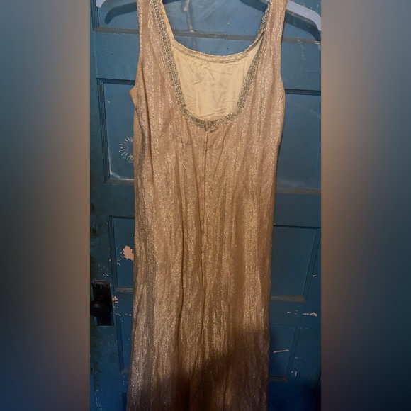 Homecoming and prom dressed - Picture 9 of 16